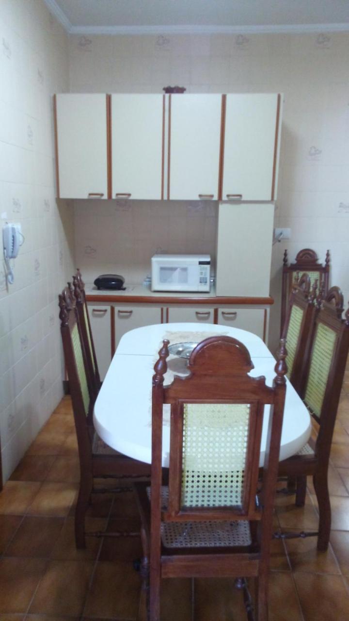 Apartamento Frente Para O Mar ,50 M Da Praia , Ar Condicionado Todos Quartos 과루자 외부 사진